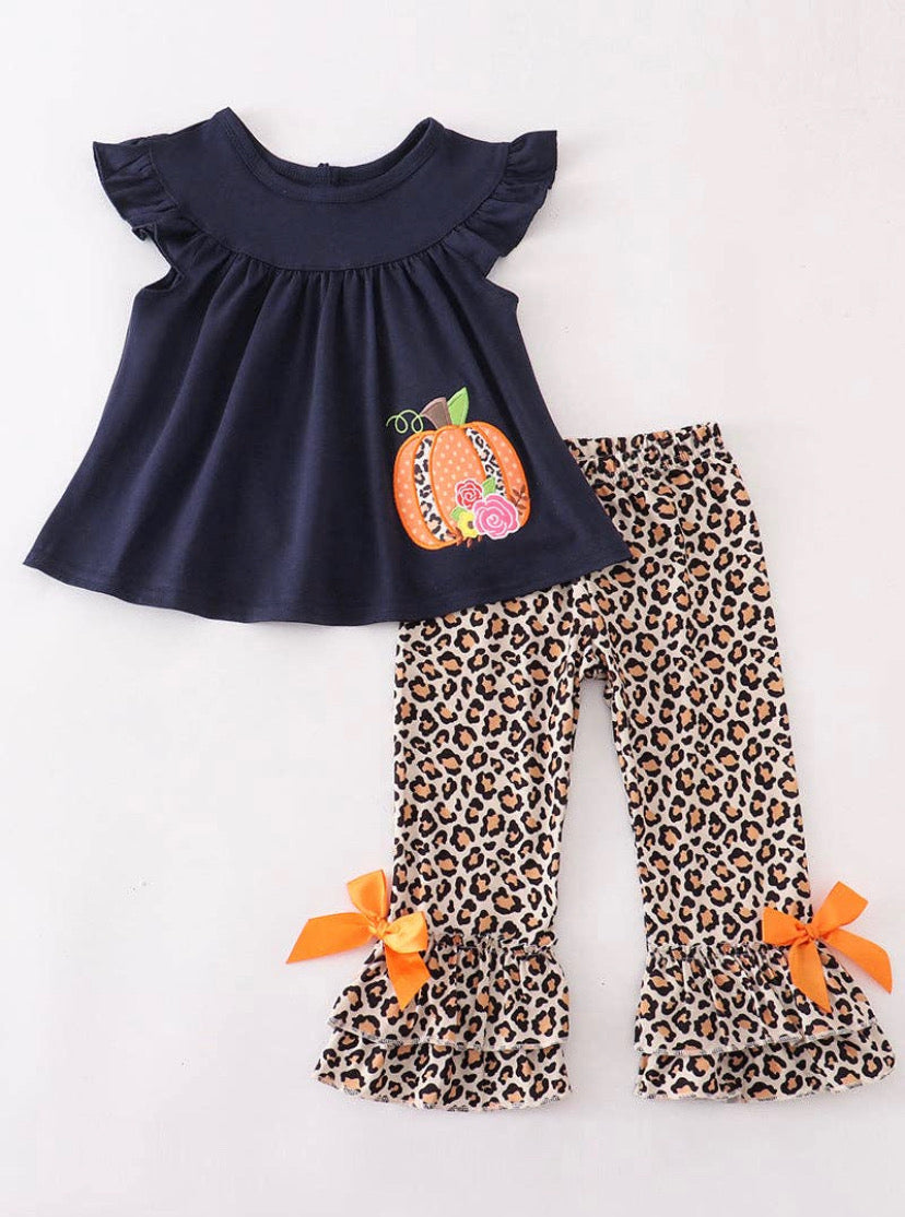 Navy & Leopard Pumpkin Outfit
